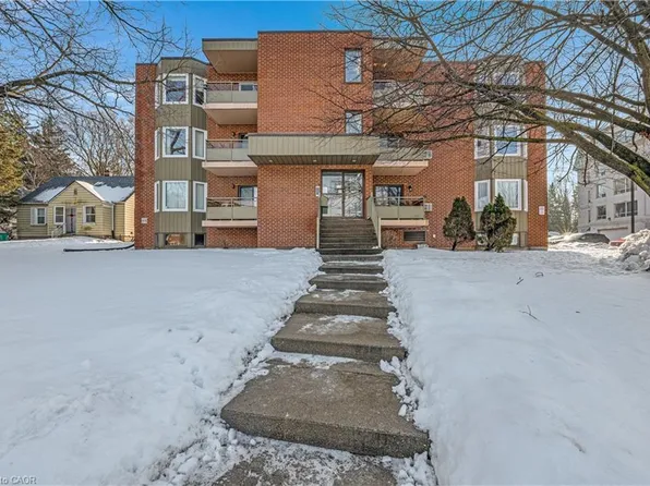 401 Erb St W #301, Waterloo, ON N2L 1W7