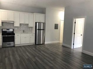 207 N Washington Ave #G, Bergenfield, NJ 07621