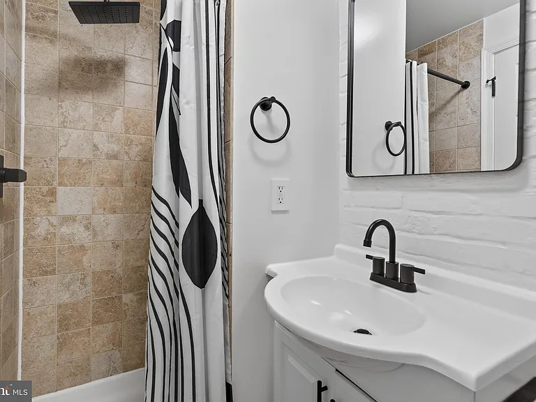 1810 Florida Ave NW #3 — Photo 8
