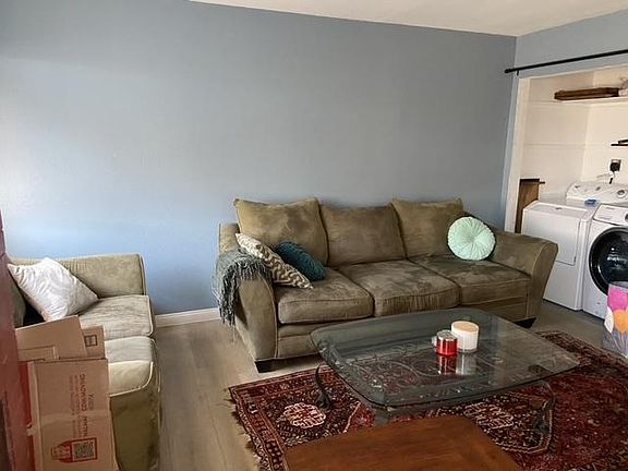 5th image of 225 E 26th St APT 3