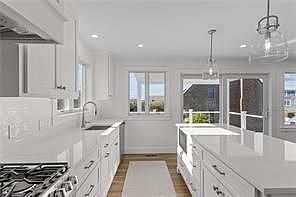 2nd image of 443 Wolcott Ave #1