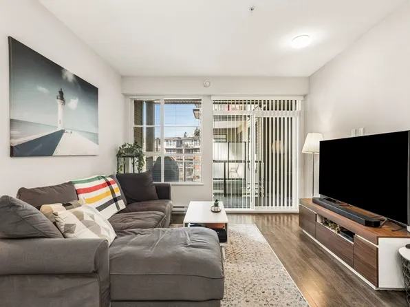 1152 Windsor Mews #412, Coquitlam, BC V3B 0N1