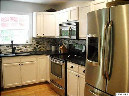 2nd image of 512 Jefferson Dr