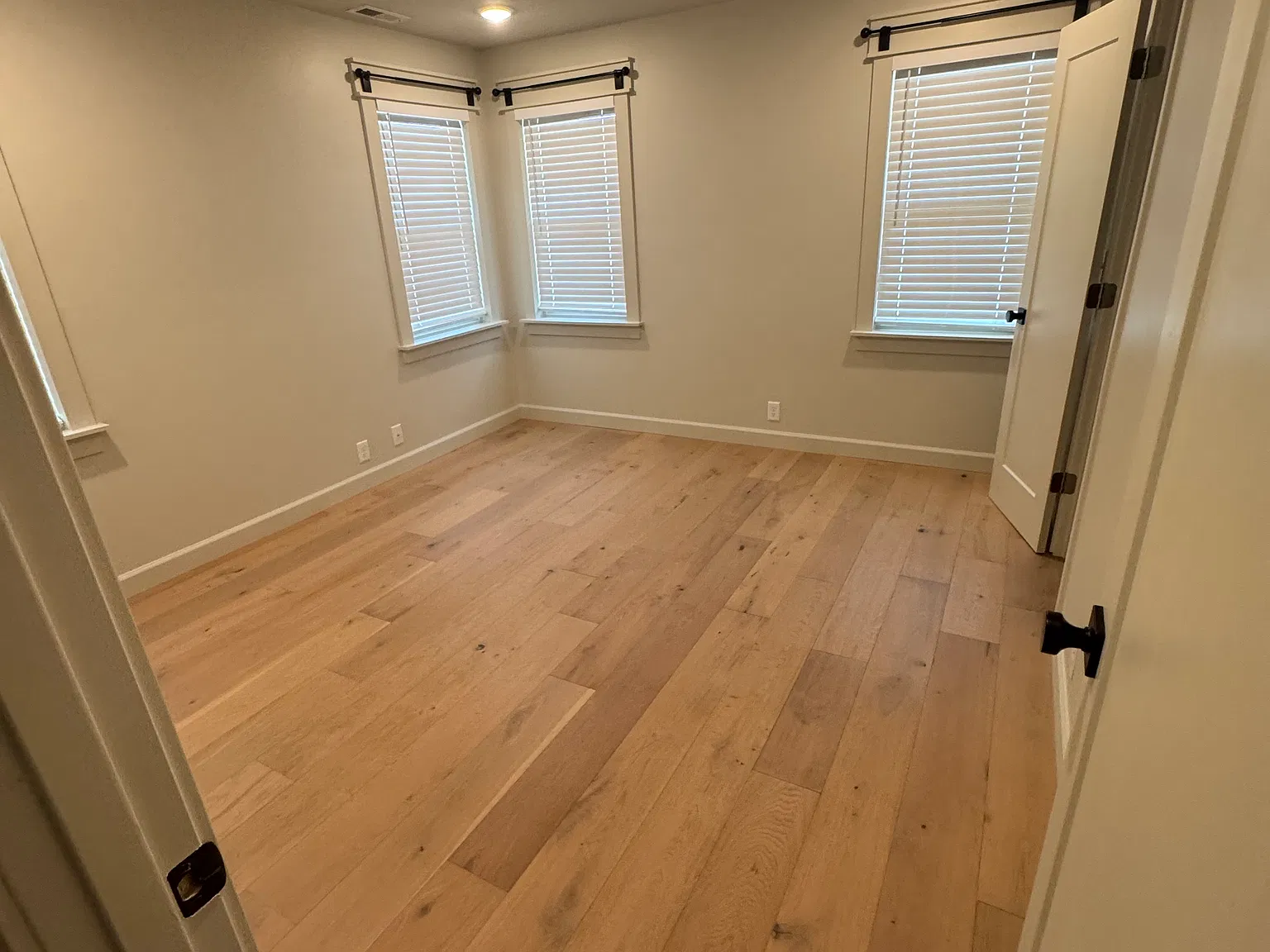 Stadium 2 Plex Upper — Photo 4
