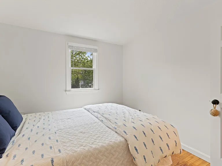 15 Courtland Dr — Photo 7