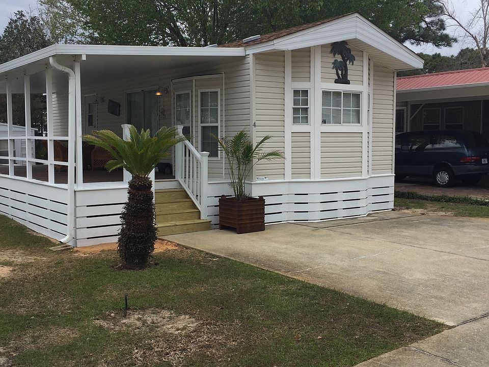 1st image of 50 W Bradley St Lot 4