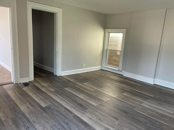 3rd image of 405 Prospect Ave Unit 4