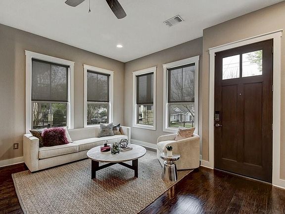 5th image of 2520 Bluebonnet Ln Unit 14