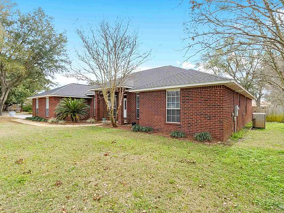 4th image of 3895 Bay Wind Dr