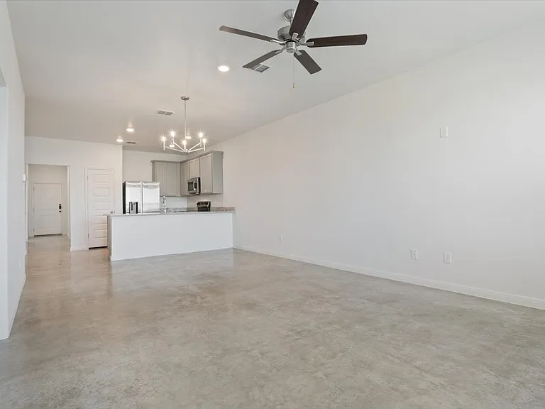 Dining/living/island/kitchen