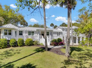 110 Sparrow Dr, Isle Of Palms, SC 29451