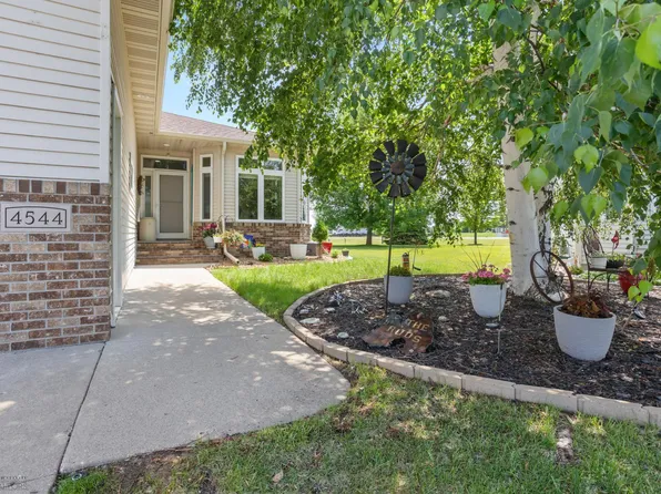 4544 3rd St S, Moorhead, MN 56560
