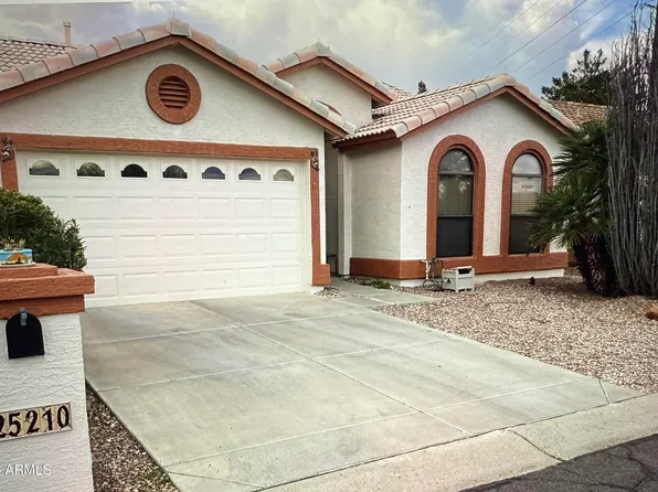 25210 S WYOMING Avenue, Sun Lakes, AZ 85248