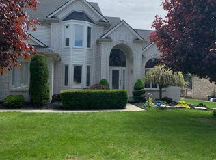 13948 Quill Dr, Shelby Township, MI 48315