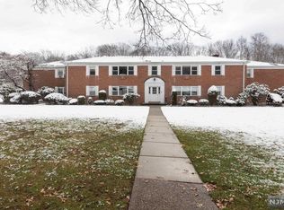 12 Rustic Cir APT D, Montvale, NJ 07645