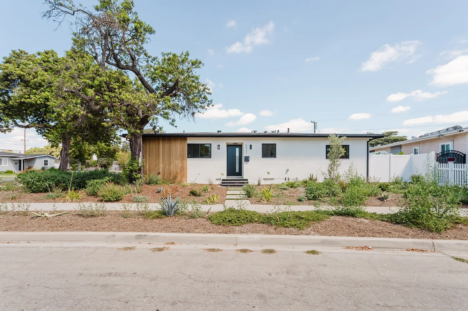 3 bed, 1248 sqft, $4,500 — Photo 3