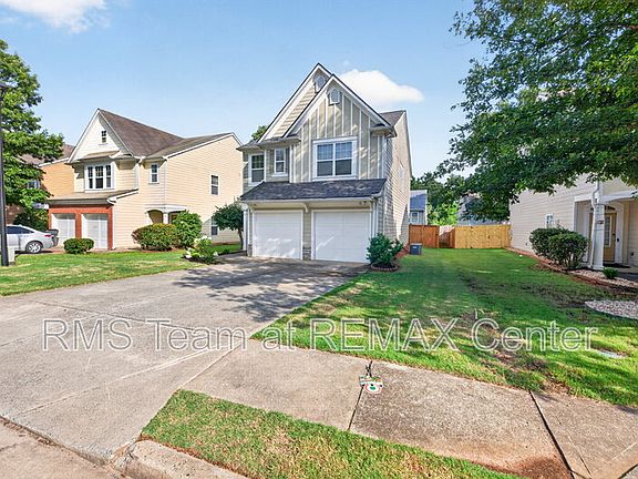 2nd image of 4379 Annlette Dr NW
