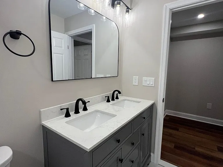 615 N Calhoun St #1 — Photo 23