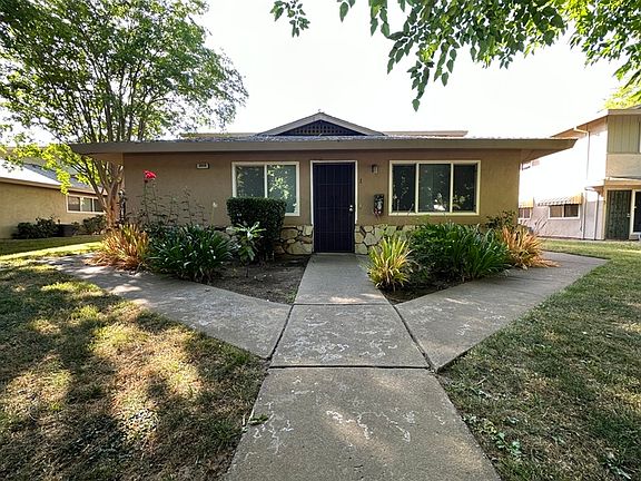 2nd image of 2008 Benita Dr Unit 1