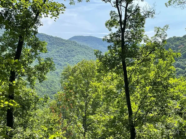 241 Down The Hill Rd, Sylva, NC 28779