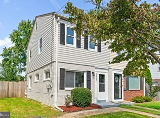 2248 Roanoke Dr, Alexandria, VA 22307
