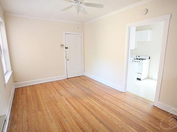 3rd image of 2239 N Bissell St #Three3ssou
