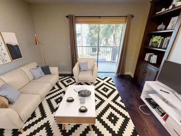7100 Alvern St APT 310, Los Angeles, CA 90045