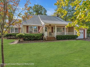 543 Robin Hood Rd, Brick, NJ 08724