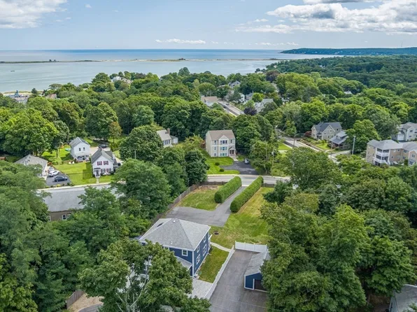 53 South St, Plymouth, MA 02360