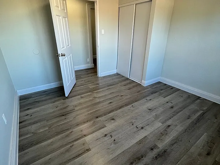 4277 S Kansas Ave — Photo 11