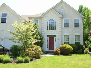 300 Frazer Dr, Yardley, PA 19067