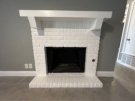 5th image of 9414 Cliff Way St