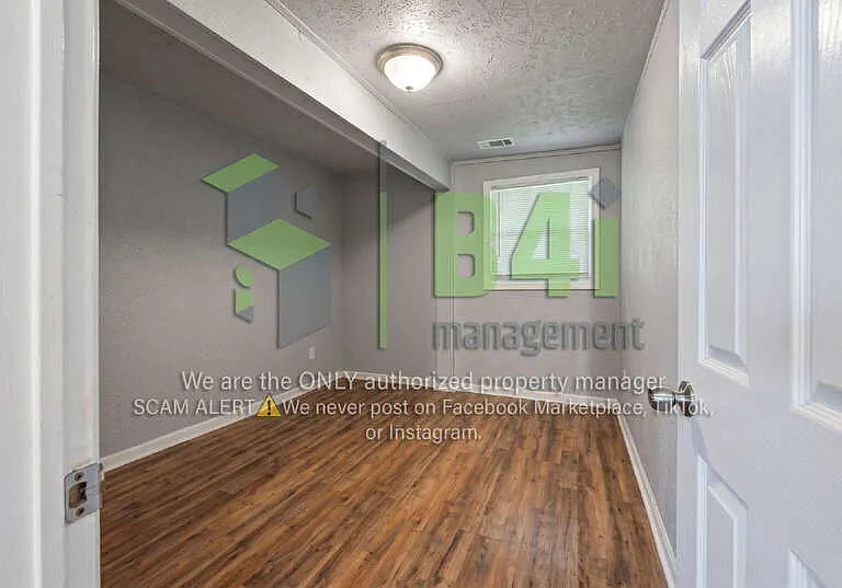 934 Motley St — Photo 11