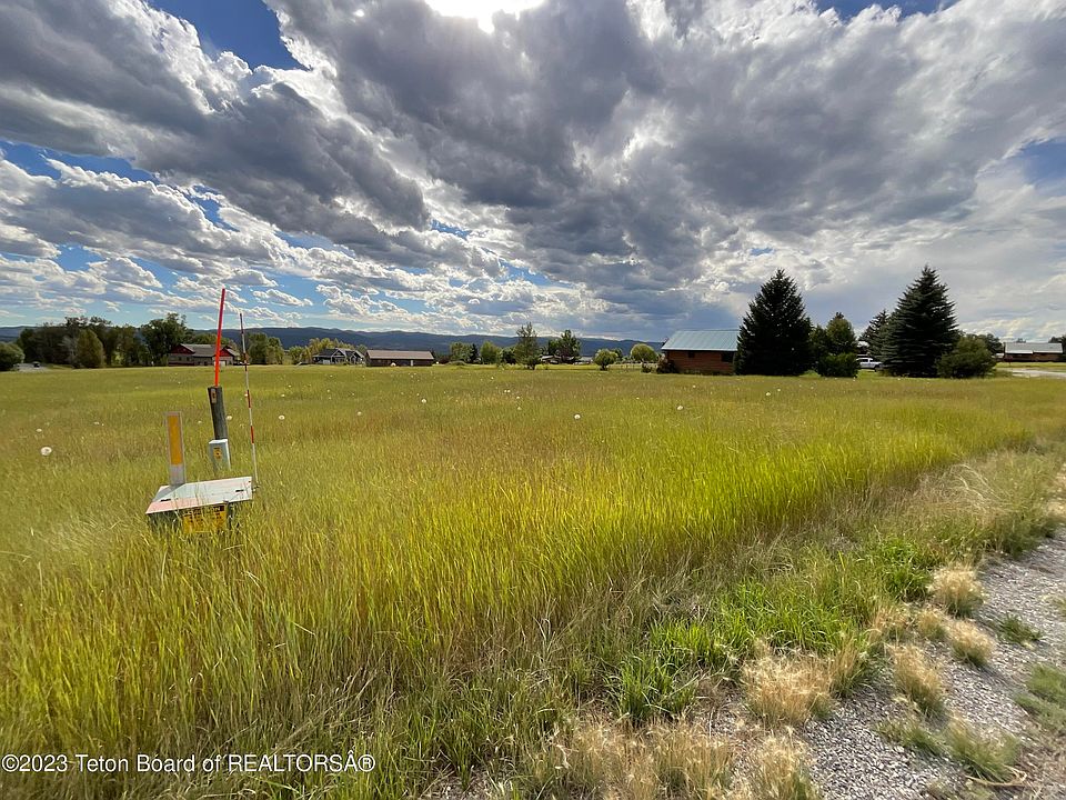 2nd image of 778 Alta Dr