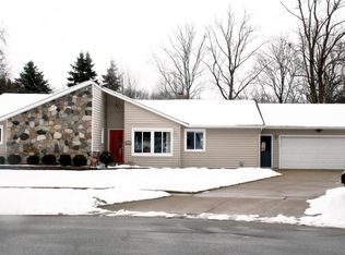 3668 Pine Tree Ter, Portage, MI 49024