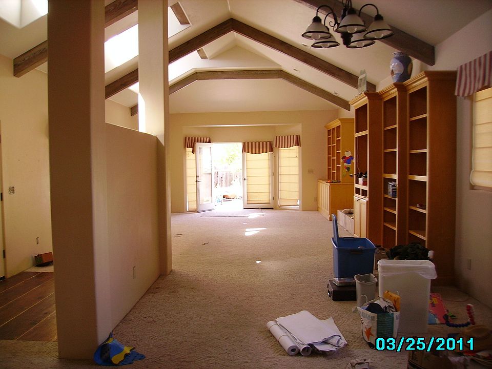2nd image of 11201 Wood St