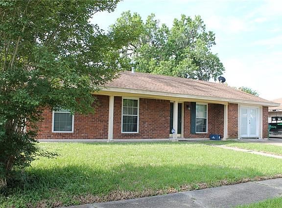 2nd image of 5125 Woodcrest Dr