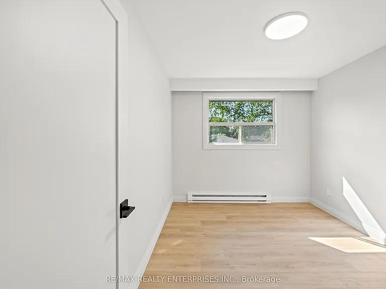 2348 Denise Rd #UPPER — Photo 27