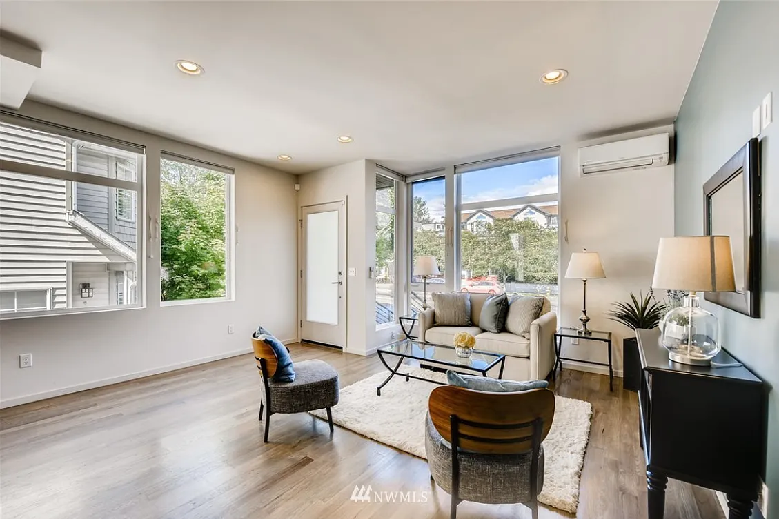 3 bed, 1510 sqft, $3,500 — Photo 4