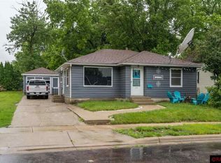 609 N Orient St, Fairmont, MN 56031