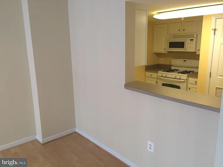 11710 Old Georgetown Rd #1024 — Photo 13