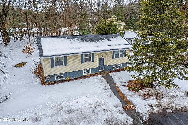 3rd image of 41 Pheasant Court