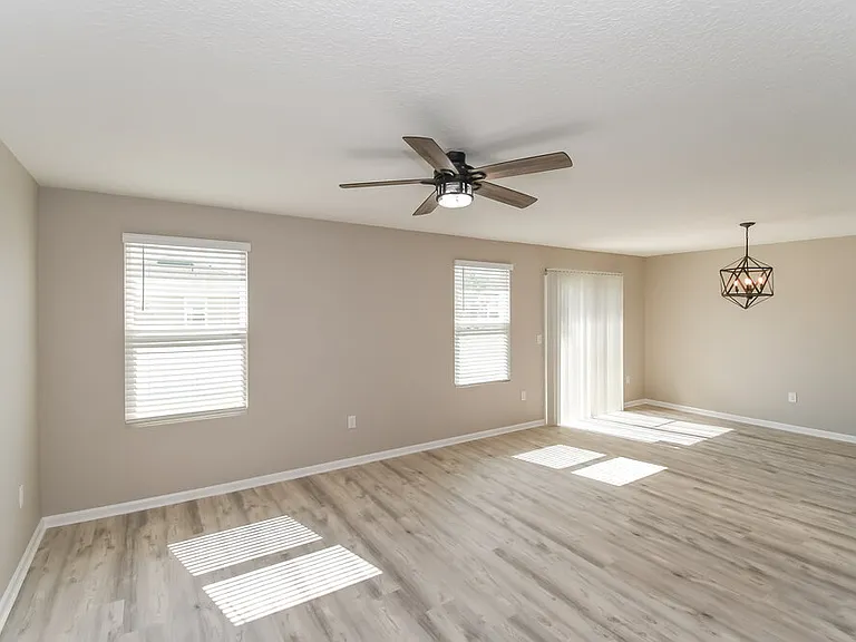 2283 Pebble Point Dr — Photo 4