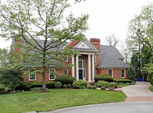 1912 Lakes Edge Dr, Lexington, KY 40502