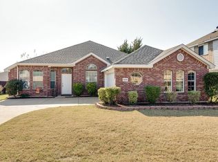 5818 Cynthia Dr, Midlothian, TX 76065