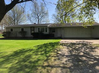 69667 Eisenhower Rd, Sturgis, MI 49091