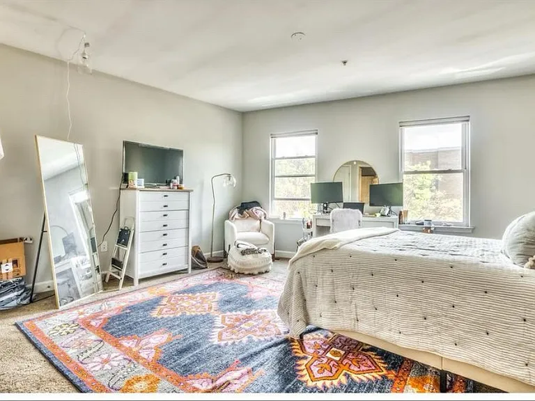 1626 Light St — Photo 18