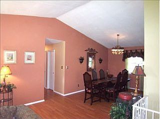 2nd image of 1501 Dogwood Dr