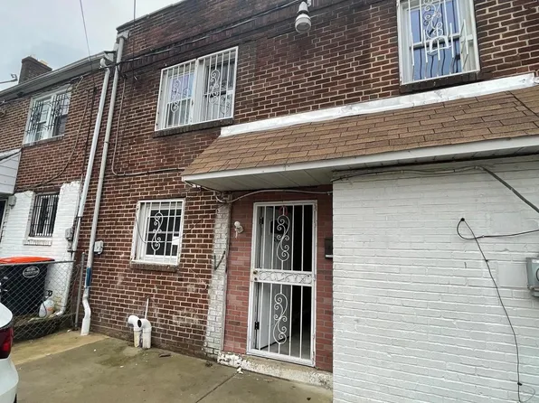 2615 Swarts St, Chester, PA 19013