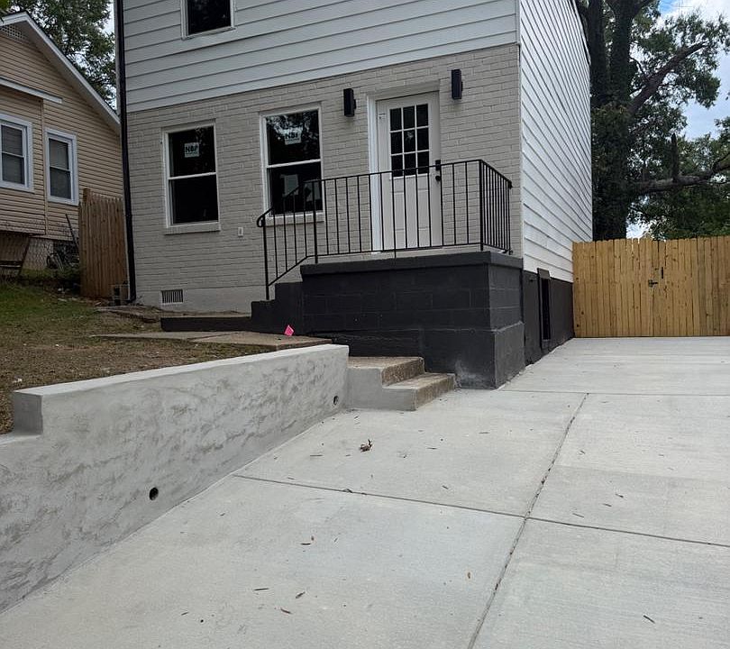 1st image of 5707 Davey St